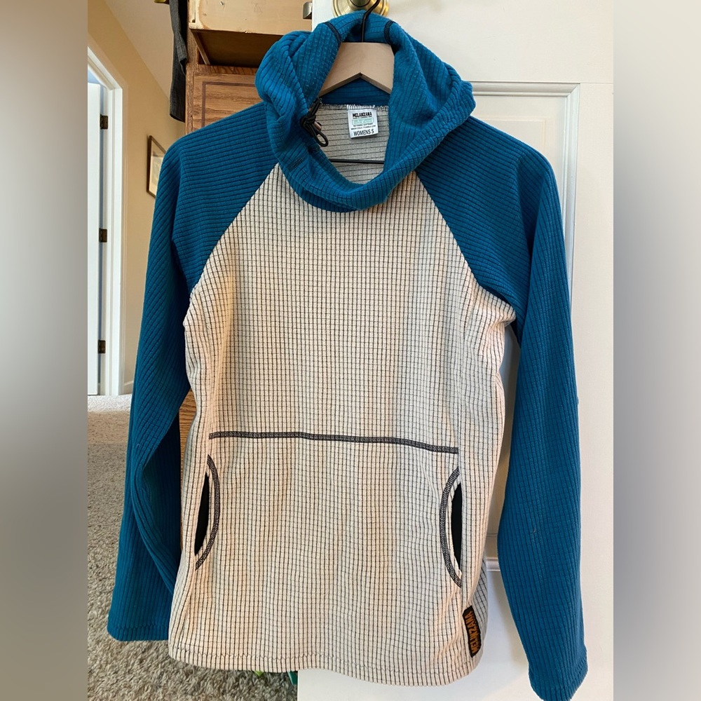 Melanzana micro grid hoodie small